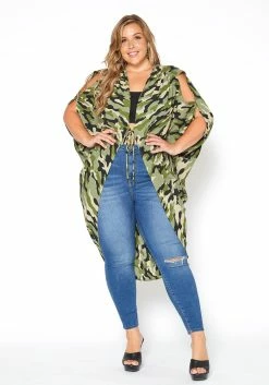 Asoph Plus Size Camo Print Tie Front Cardigan