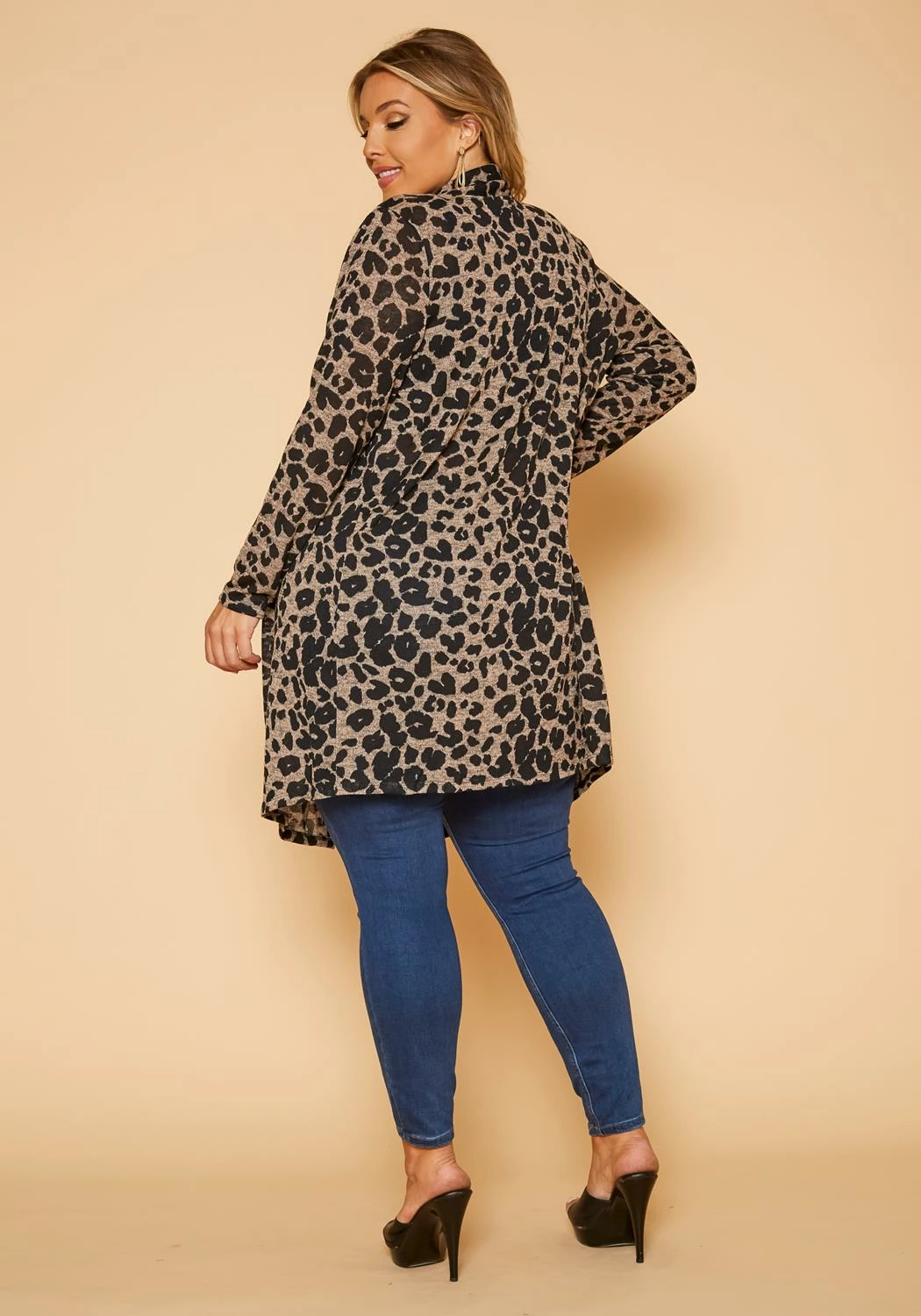 Plus Size Leopard Print Drape Front Cardigan 4 Plus Size Leopard Print Drape Front Cardigan - Image 4