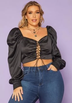 Plus Size Cross Lace Front Sweetheart Neck Crop Top