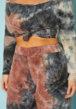 Plus Size Multi Print Crop Top & Flare Pants Set 9 Plus Size Multi Print Crop Top & Flare Pants Set -Asoph Sales Shop 2019616 969 4