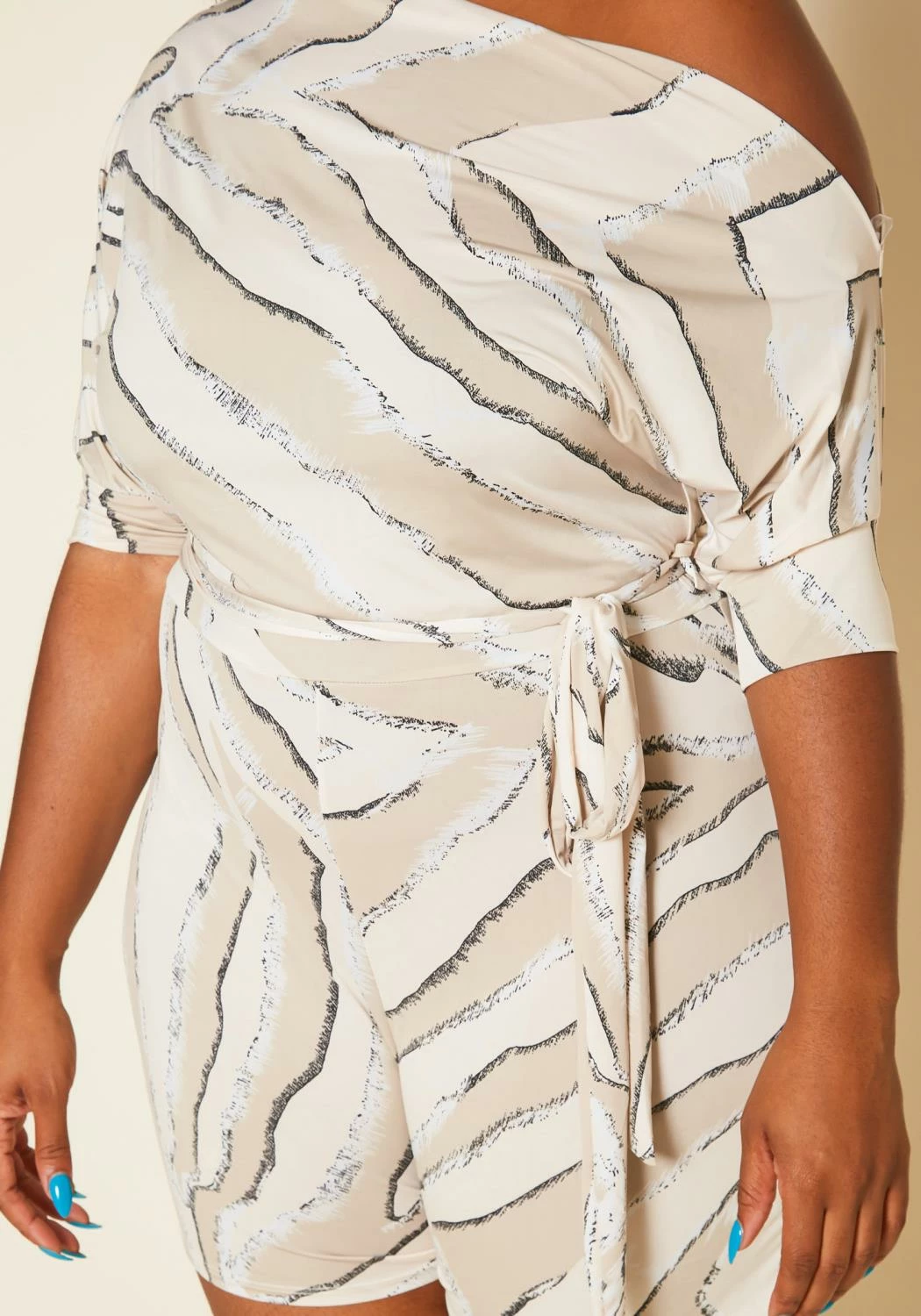 Plus Size Abstract Print Cold Shoulder Romper 5 Plus Size Abstract Print Cold Shoulder Romper - Image 5