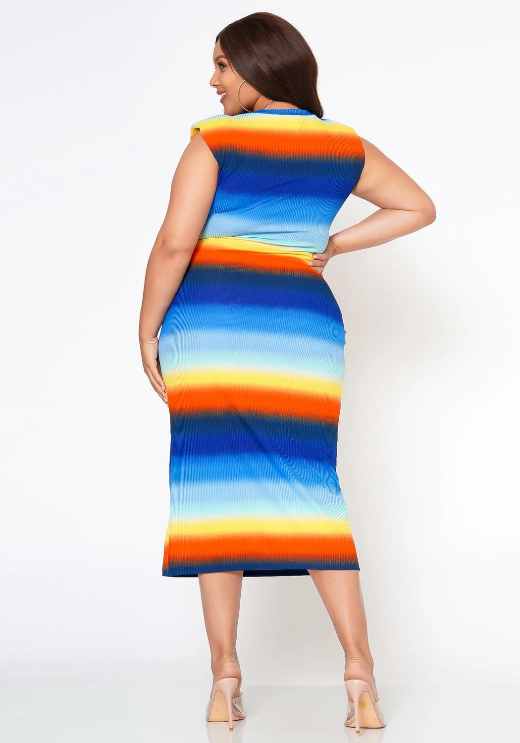 Plus Size Gradient Bodycon Midi Dress 4 Plus Size Gradient Bodycon Midi Dress - Image 4