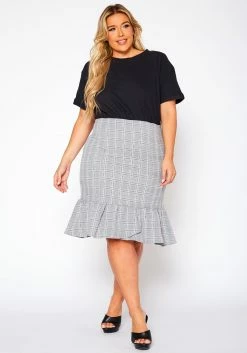 Plus Size Plaid Print Ruffle Flare Skirt -Asoph Sales Shop 2021044 001 2