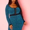 Plus Size Shimmer Greek Key Print Bodycon Dress