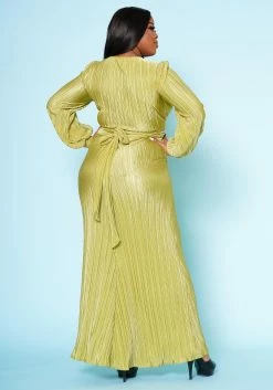 Plus Size Metallic Pleated Two Piece Set -Asoph Sales Shop 2022510 001 4